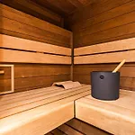 Prora - Dachgeschoss Wohnung Mit Sauna - Sky Lodge بينز