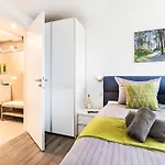 Apartman Prora - Dachgeschoss Wohnung Mit Sauna - Sky Lodge *