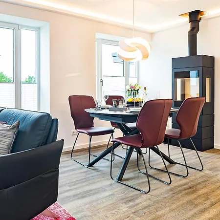 Prora - Dachgeschoss Wohnung Mit Sauna - Sky Lodge شقة بينز