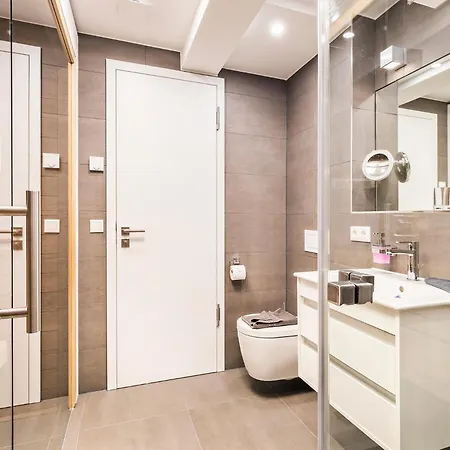 شقة Prora - Dachgeschoss Wohnung Mit Sauna - Sky Lodge *